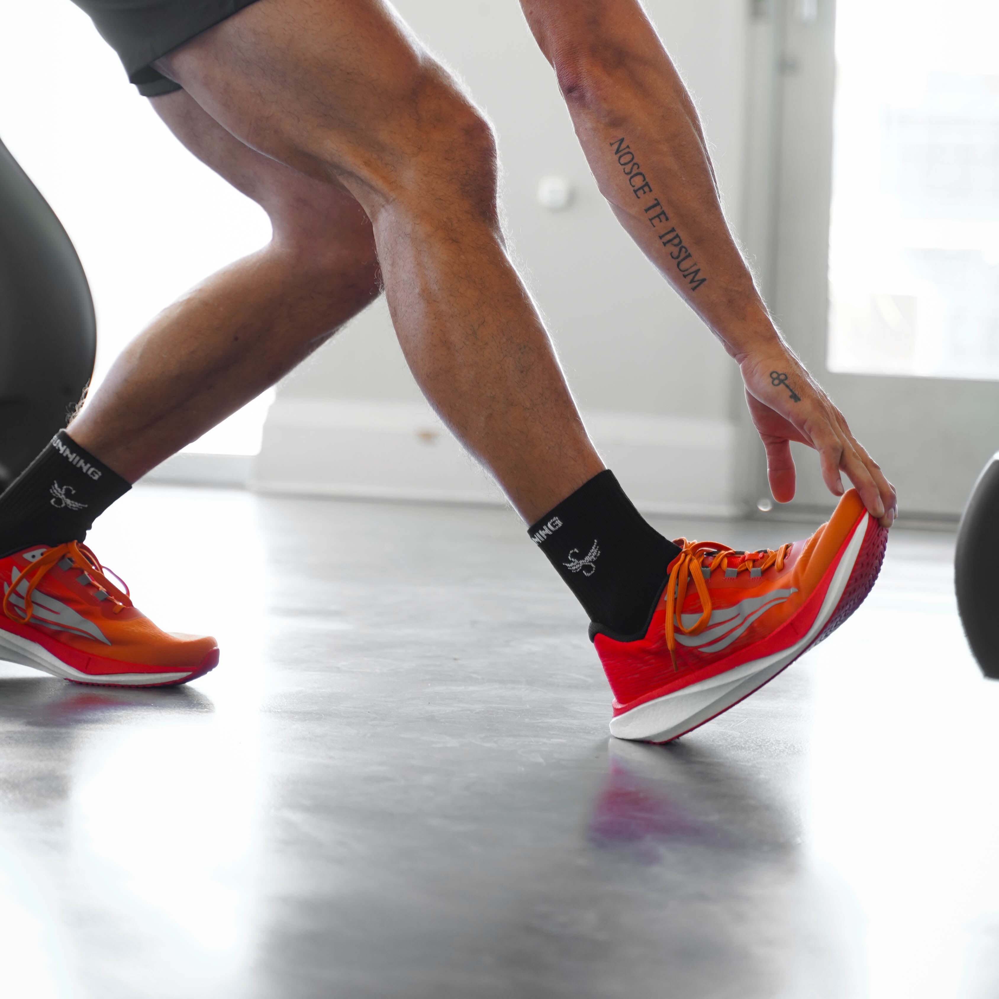 HORUS Orange Men Running Shoe